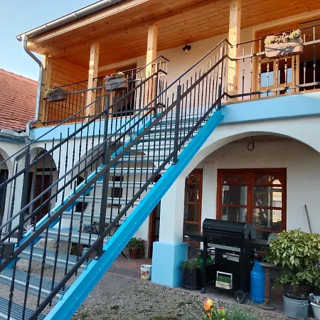 Srdecna - Rodinny Penzion Novy Prerov