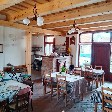 Srdecna - Rodinny Penzion 3*